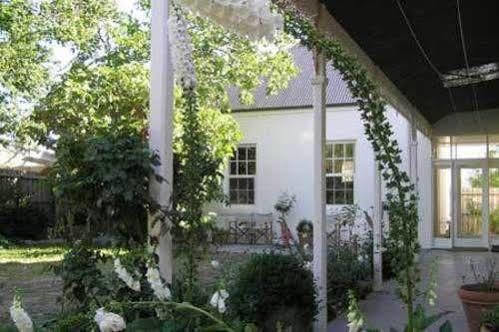 Camellia Cottage Bed & Breakfast Scotsburn Exterior foto